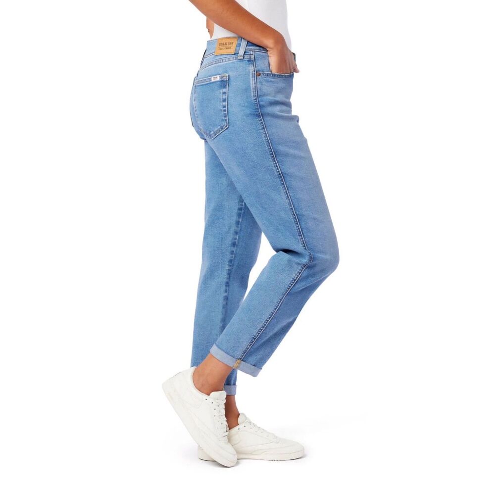Levi's Strauss Signature Women's Mid Rise Slim Fit Boyfriend Jeans Sizes 4 (27W)